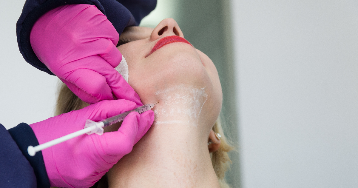 Women receiving Fat Dissolving Injections in Vienna, VA